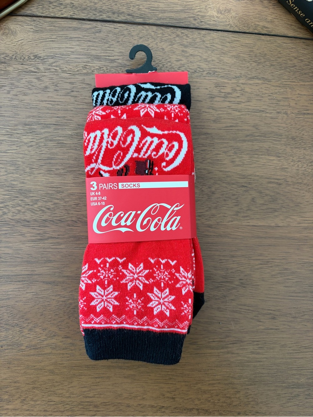 Coca Cola Red & Black Festive Knit Socks - 3 Pair Pack